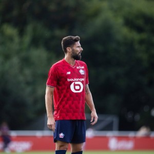 博鱼下载-39岁！吉鲁已在欧联进19球 均为30岁后取得；近8次对维拉都有进球